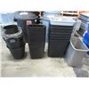 Image 1 : LOT DE 31 POUBELLES ASSORTIS