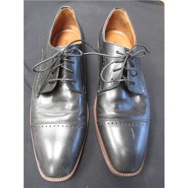 CHAUSSURES POUR HOMME NOIR GR 9.5