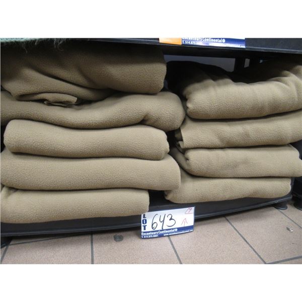 LOT DE 9 COUVERTURES COULEUR TAUPE