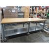Image 1 : TABLE SUR ROULETTES 96”x36”x35”