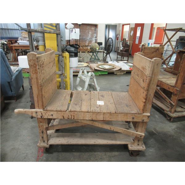 LOT DE 2 CHARIOTS & CAISSES EN BOIS ASST