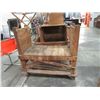Image 2 : LOT DE 2 CHARIOTS & CAISSES EN BOIS ASST
