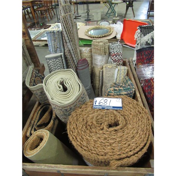 LOT DE 14 TAPIS DE PASSAGE ASSORTIS