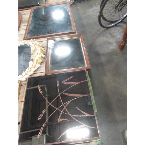 LOT DE 2 MIROIRS RÉTRO ASSORTIS