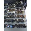Image 2 : LOT DE 35 LUNETTES DE SOLEIL FEMMES ASST