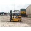 Image 1 : DAEWOO GC25C 5000 LB. FORKLIFT