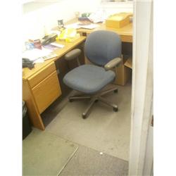 OFFICE CHAIR