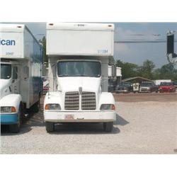 1996 KW T 300 W/26' WACO BODY