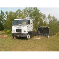 GMC ASTRO 95 TRACTOR