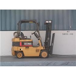 DAEWOO GC25S 5000LB. FORKLIFT
