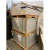 Image 2 : 3 PALLETS OF EARTHWORKS NOBLE CLASSIC PLUS XL NCR-9710B FLOORING