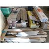 Image 2 : 5 PALLETS OF ASSORTED FLOORING INCLUDING; VINYL PLANK FLOORING, T-MOULDING, LAMINATE FLOORING & MORE