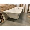 Image 2 : WHITE CERAMIC BATHTUB