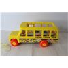 Image 2 : Fisher Price Toy School Bus