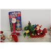 Image 7 : Assortment of Vintage Christmas Ornaments