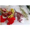 Image 3 : * (25 ) Assorted Christmas Ornaments, (2) Small Wreaths