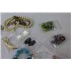 Image 4 : (15) Pieces of Costume Jewelry - Necklaces - Brooch - Jewelry Beads - Bracelet - Earrings