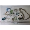 Image 1 : (15) Pieces of Costume Jewelry - Necklaces - Bracelets - Earrings