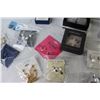 Image 5 : (15) Pieces of Costume Jewelry - Bracelet - Earrings