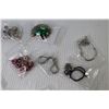 Image 4 : (15) Pieces of Costume Jewelry - Bracelets - Necklaces - Jewelry Beads