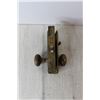 Image 4 : Assortment of Vintage Door Knobs & Door Hardware