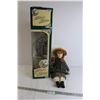 Image 1 : Anne of Green Gables Waiting at the Station Doll