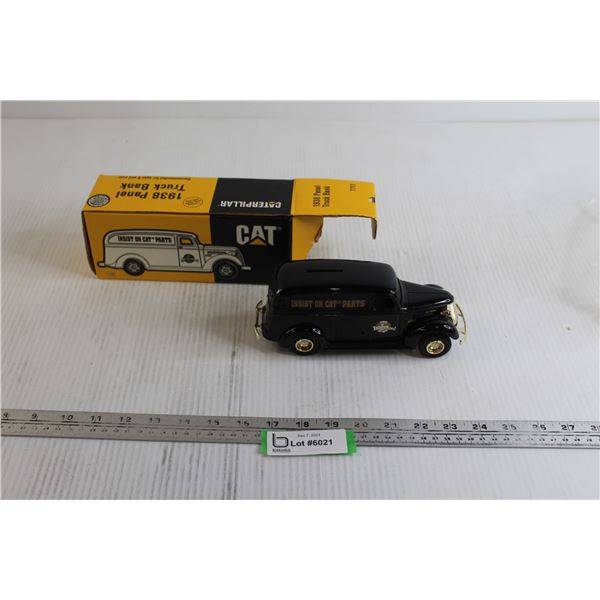 ERTL Caterpillar 1938 Panel Truck Bank