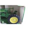 Image 3 : ERTL John Deere 1934 Model A Tractor Die Cast - 1/16