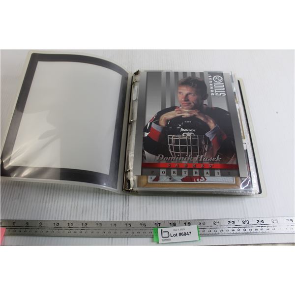 Binder of (287) Dominik Hasek Hockey Cards