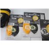 Image 2 : Boston Bruins - Wine Bottle Stoppers - 12" Balloons - Mini Gloves