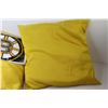 Image 3 : (2X BID PRICE) (2) Gold Cushions - (2) Boston Bruins Cushion Shams