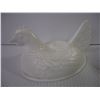 Image 4 : Vintage White Milk Glass Chicken Hen on Nest Beaded Edge Dish