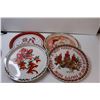 Image 5 : (17) Christmas Plates (4 plastic square ones, 10 tin round, 3 round plastic)