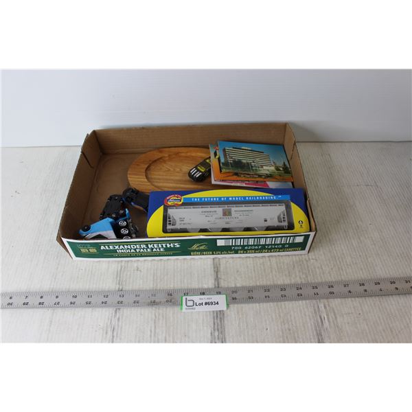 Ahearn Model Railroad Car - Centerflow Hopper, Toy Cars - 3 Are Hotwheels, Postcards, Wooden Tray