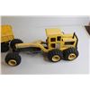 Image 3 : (2) Tonka Toys - Grater, Dump Truck