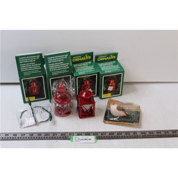 (4) New Noma Lantern Ornaments (Plug into Christmas Light Strand, C