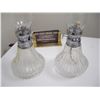 Image 2 : 2 SMALL OIL LAMPS