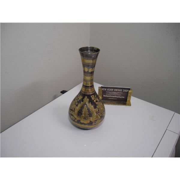 VASE MADE OF BRASS IN INDIA