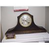 Image 1 : WATERBURY MANTAL CLOCK