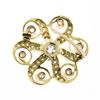 Image 4 : Antique Victorian 18k Gold 1.97 ctw Old European Diamond Swirl Flower Pin Brooch