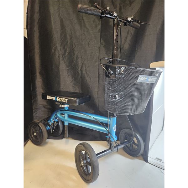 Like New Knee Rover
