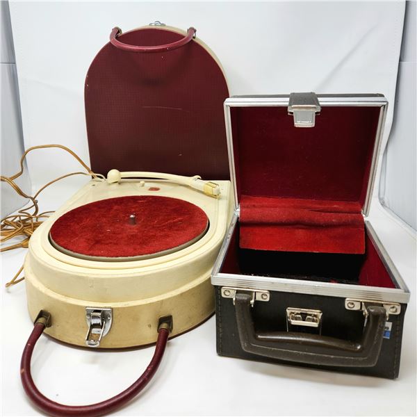 Phillips Record Player and Retro Media Carrying Case