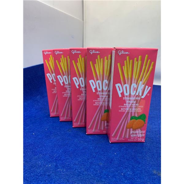 Pocky Strawberry Biscuits (5 x 33g)