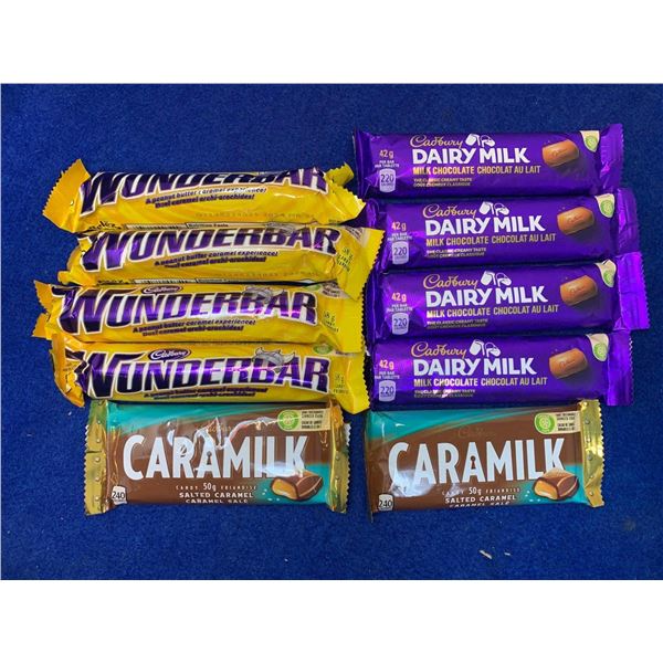 Lot of Assorted Candy Bars