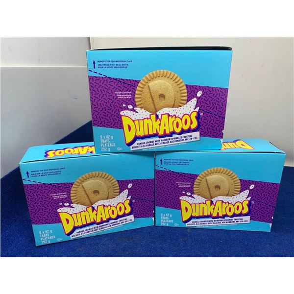 DunkAroos Vanilla Cookies with Rainbow Sprinkles Frosting (3 x 6 x 42g)