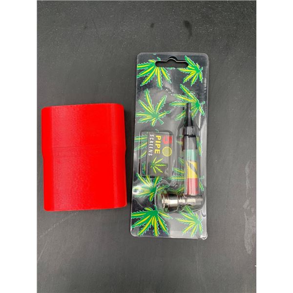 Small Pipe and Carrying Case