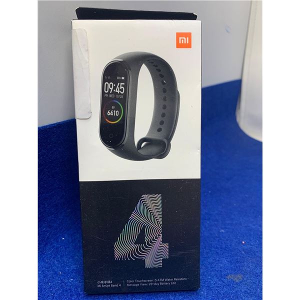 Color Touchscreen 5 ATM Water Resistant Smart Band 4