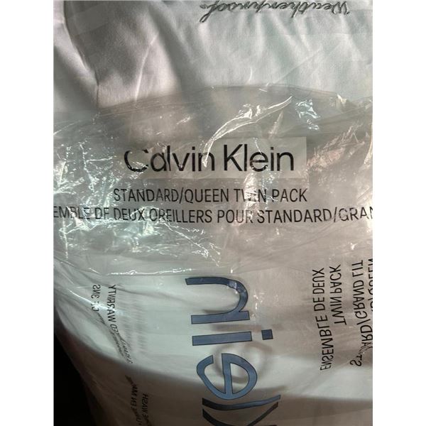 Calvin Klein Standard Queen Twin Pack