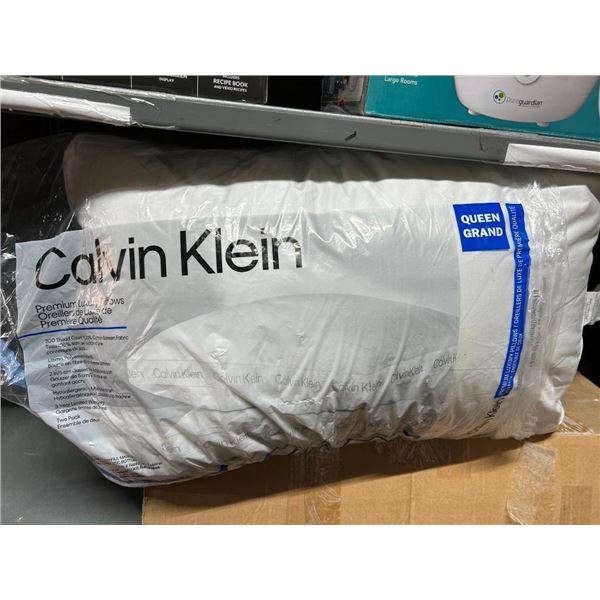 Calvin Klein Queen Size Pillow 2 Pack