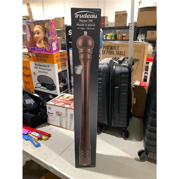 Trudeau Pepper Mill 31"